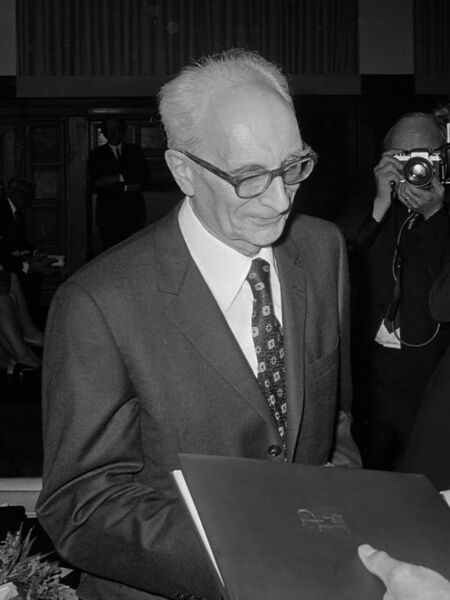 File:Claude Lévi-Strauss receiving Erasmus Prize (1973).jpg